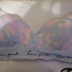 Victoria's Secret PINK Wireless "Wear Everywhere" Bra, Size 34C